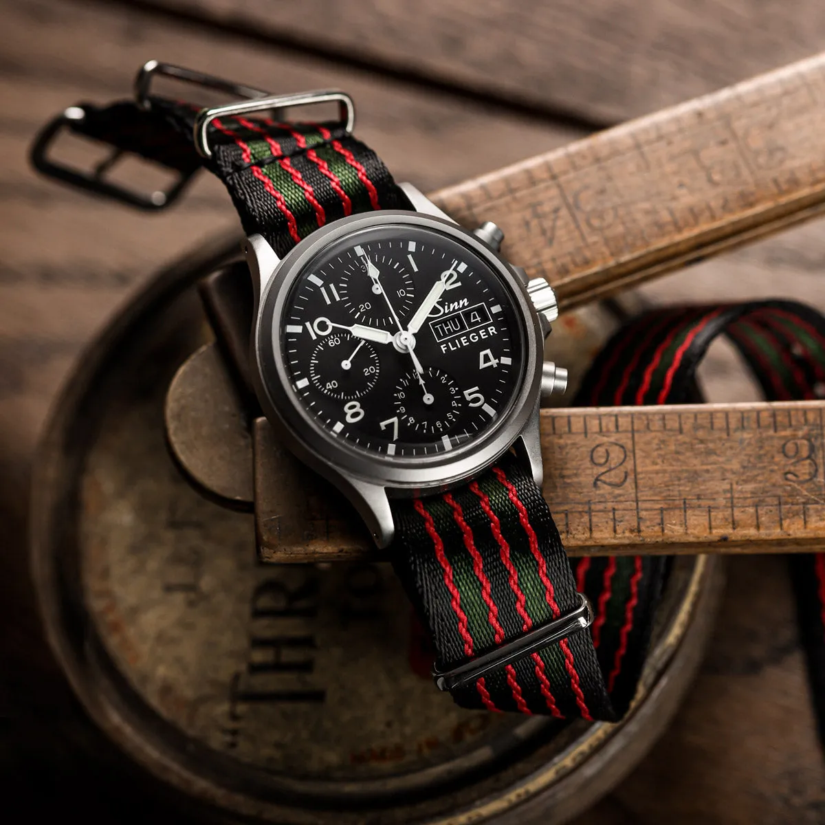1973 British Military Watch Strap: ARMOURED - Navy Bond, Polished